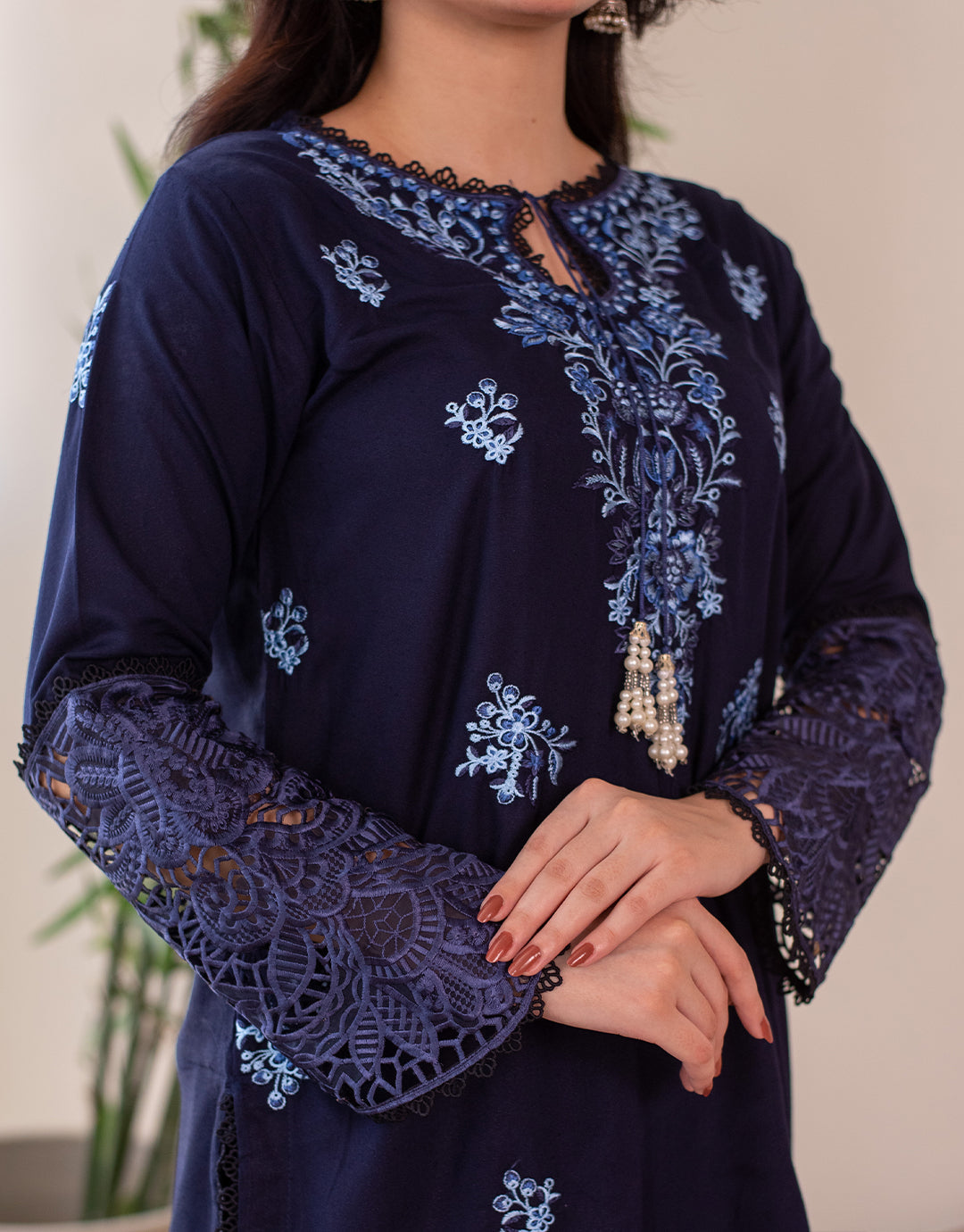 3 Piece Karandi Embroidered Dress - Noor e nil