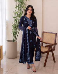 3 Piece Karandi Embroidered Dress - Noor e nil