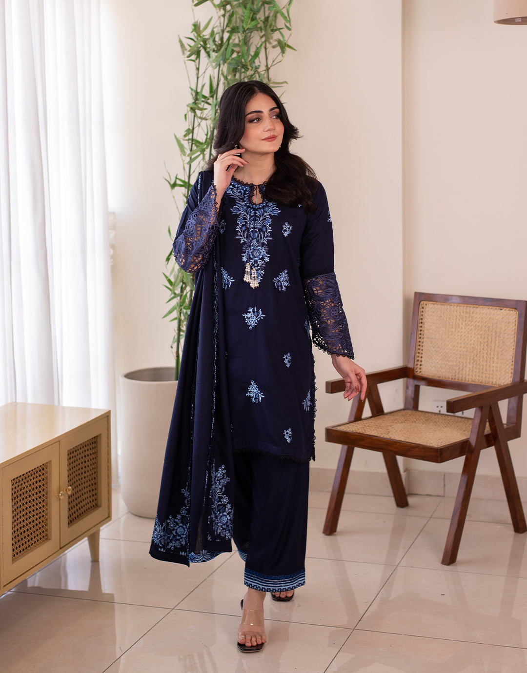 3 Piece Karandi Embroidered Dress - Noor e nil