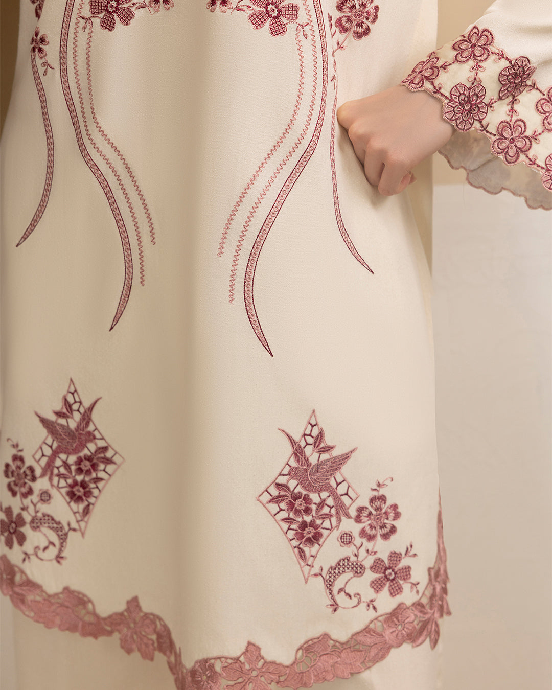 Libbasium 2 Piece dress Rose Ivory